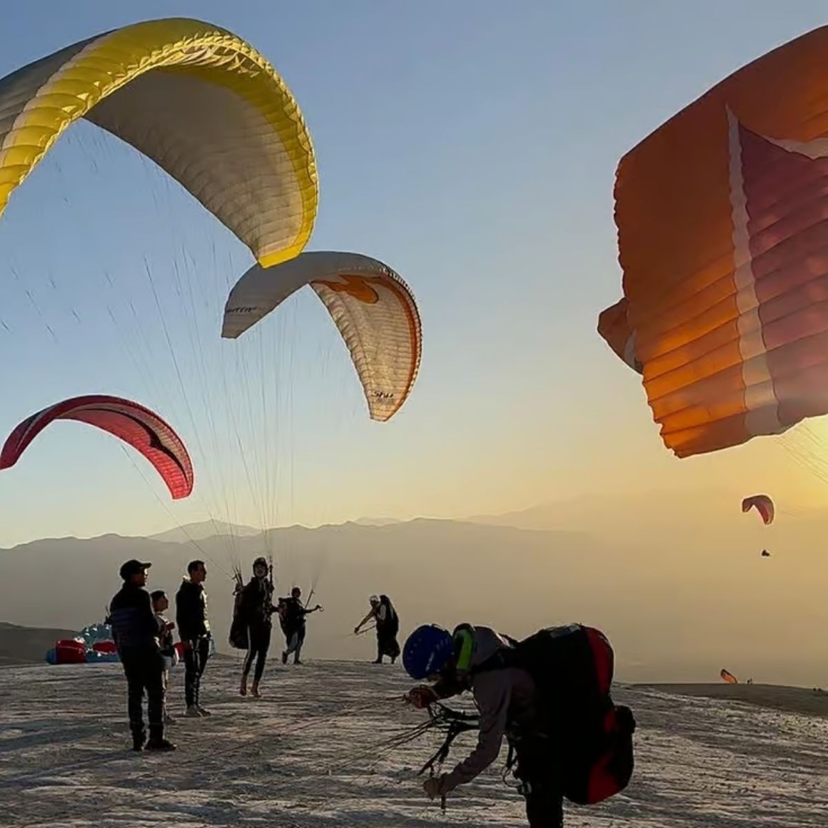 Marrakech Paragliding Adventure over Agafay